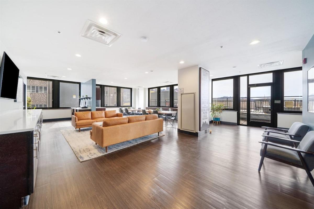 Modern Chic Heart Of Pittsburgh 24-7 Parking Gym Lounge Leilighet Eksteriør bilde