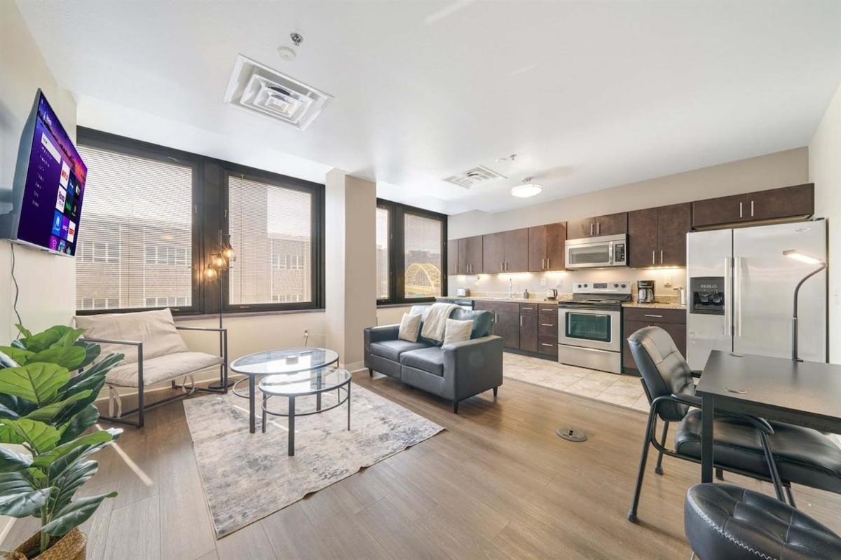 Modern Chic Heart Of Pittsburgh 24-7 Parking Gym Lounge Leilighet Eksteriør bilde